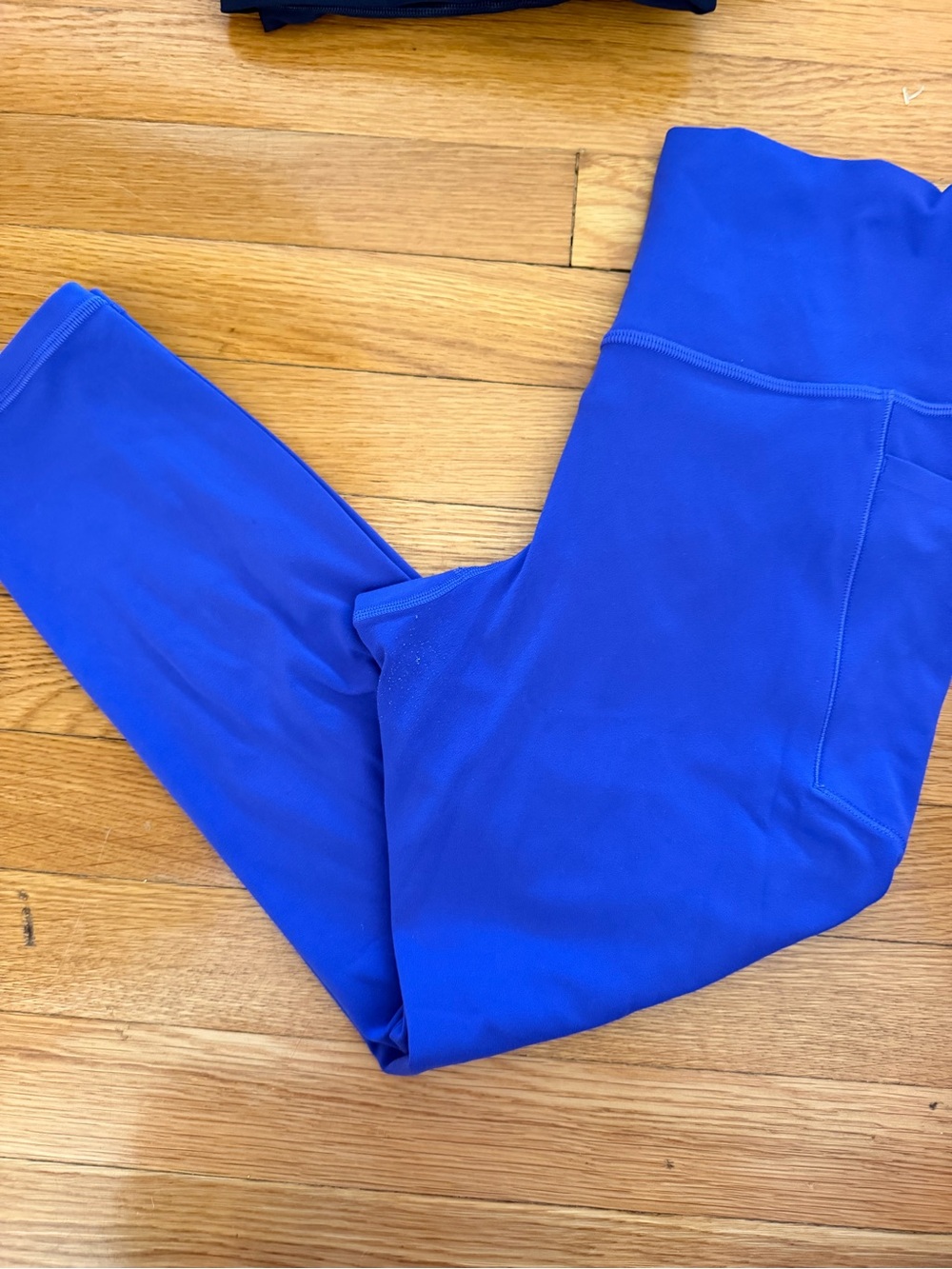 Athleta salutation stash 7/8 tight